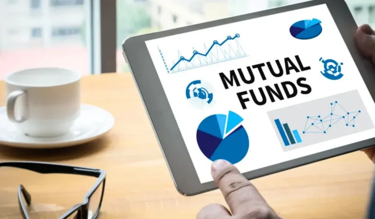 What Is a Mutual Fund Benchmark? Understanding Its Purpose and Importance